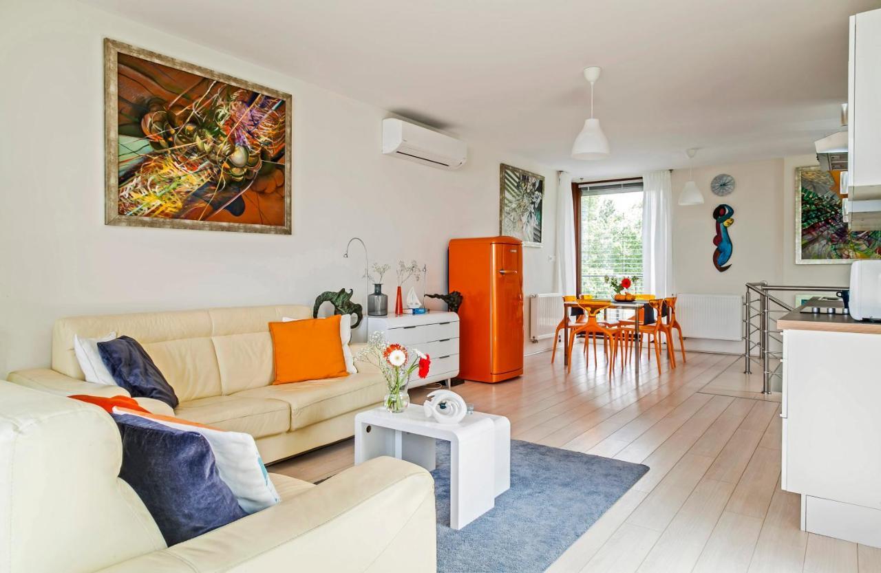 Panoramic Art Apartment With Jacuzzi Balatonlelle Exterior foto